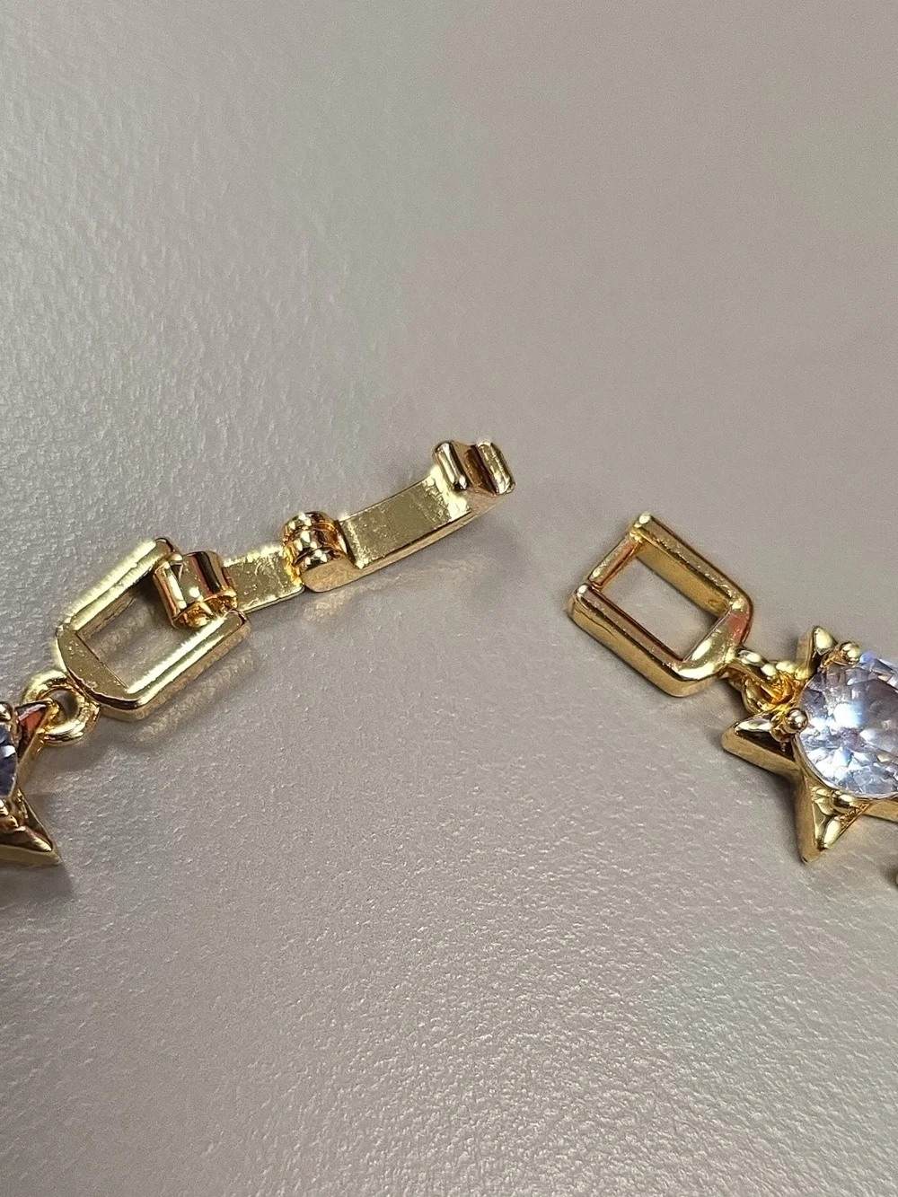 NWOT-Gold Tone Star Tennis Bracelet  Clear Stones Iced Out Celestial Chain